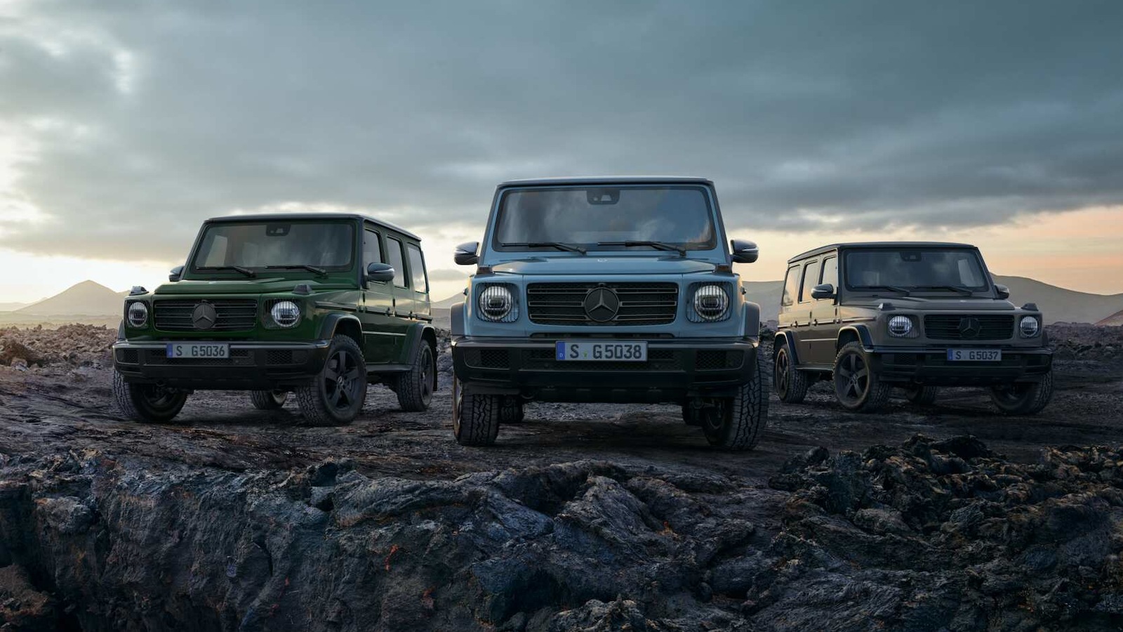 Mercedes Benz Drives In Updated G Class Off Road SUVs With A New Desert