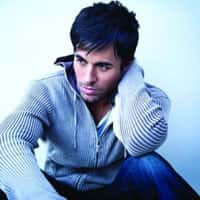 Enrique Iglesias To Water Ski Naked Hindustan Times