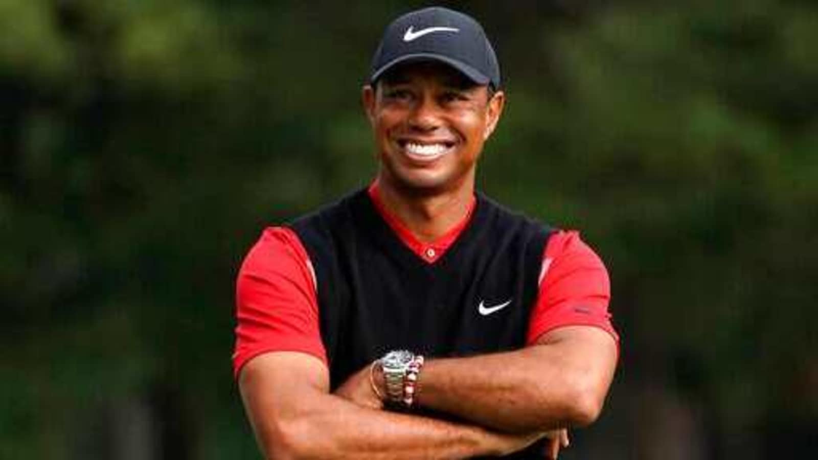 Tiger Woods Suffers Serious Leg Injuries In Car Wreck Hindustan Times