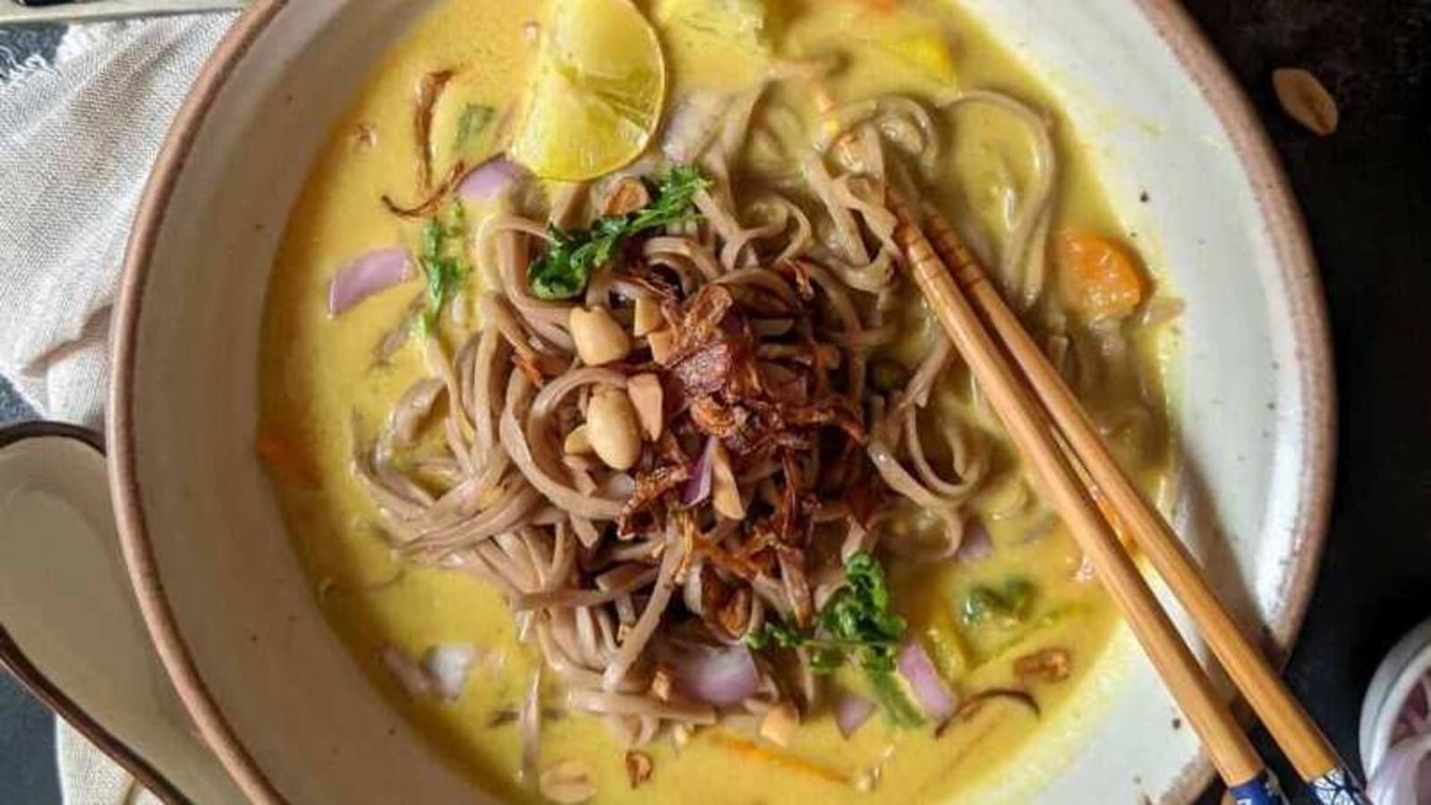 Recipe Tantalise Your Taste Buds With This Burmese Khow Suey