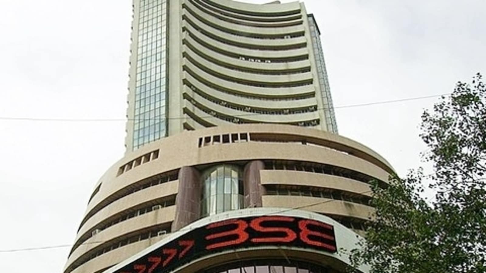 Sensex Slips Over 273 Points To Settle At 52 579 Nifty Falls 78 Points