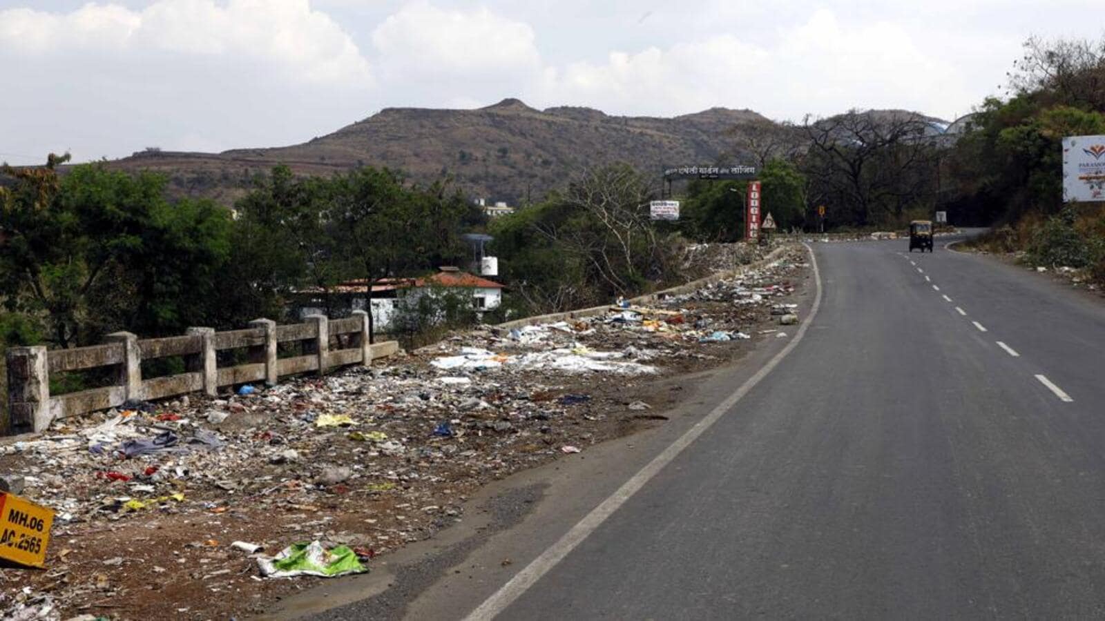 Commuters Cry For Safe Drive On Katraj Ghat In Pune Hindustan Times