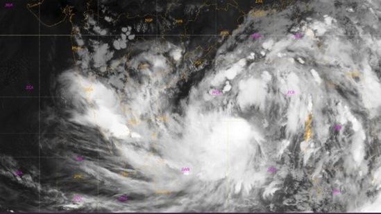 As Cyclone Asani Intensifies Rain Strong Winds Likely In 3 States