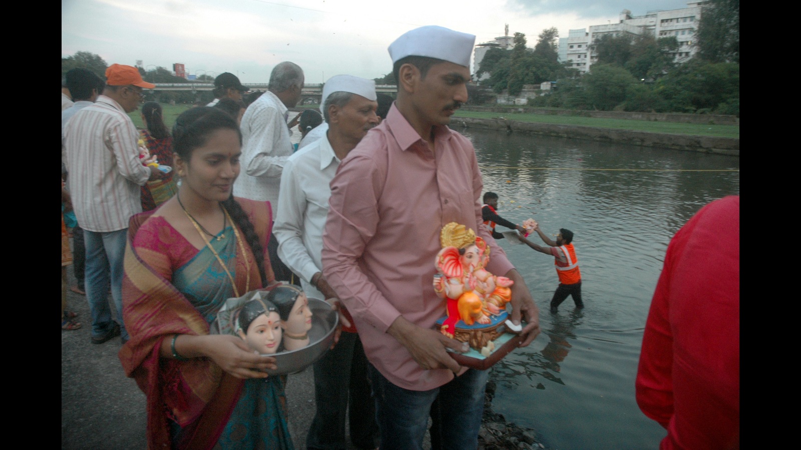 27K Ganpati Idols Immersed In Five Days In Pune Hindustan Times