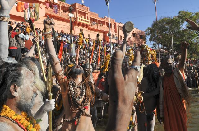 Kumbh Mela Naga Sadhus Kick Off Festival With A Holy Bath Hindustan Times