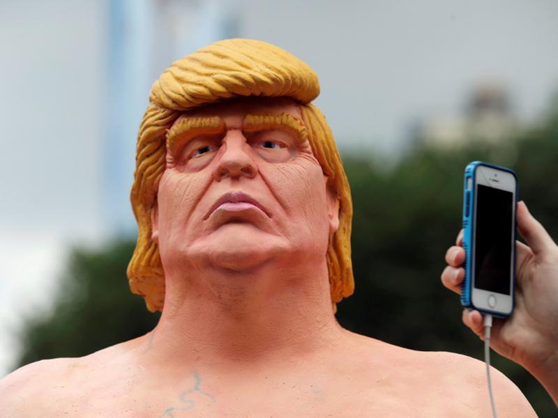 Naked Trump Statues Draw Dozens Of Onlookers In Us Cities World News Hindustan Times