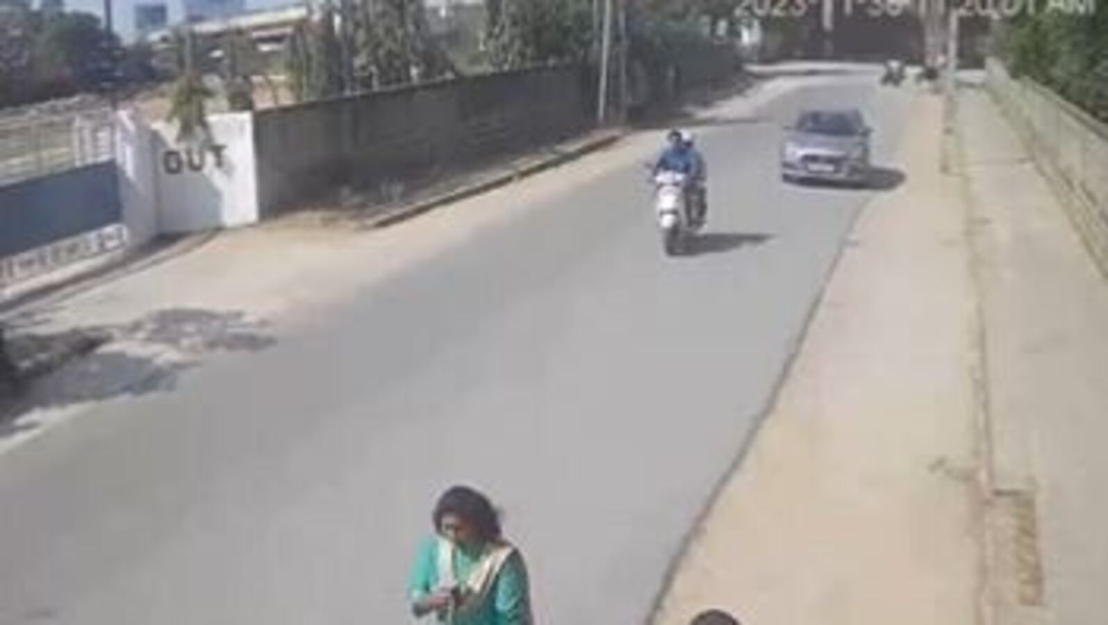 Warangal News : సీఐ కొడుకు రాష్ డ్రైవింగ్ & మహిళ మృతి