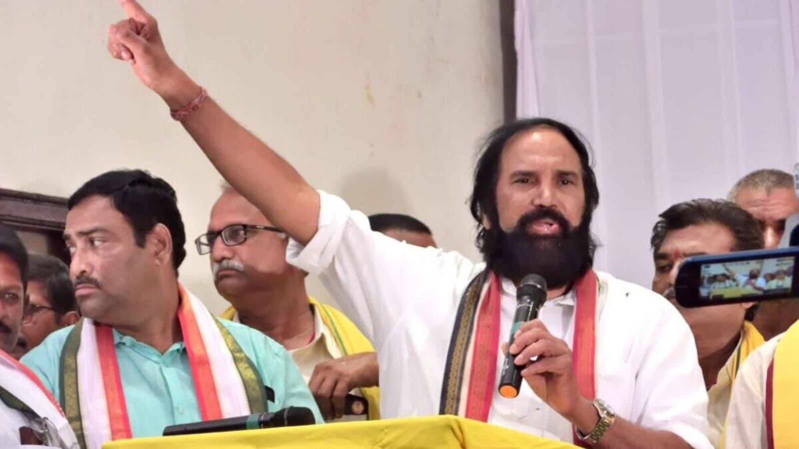 Uttam Kumar Reddy : సీఎం అభ్యర్థిగా ఎవరి పేరు ప్రకటించినా ఆమోదమే, ఉత్తమ్ కుమార్ రెడ్డి సంచలన వ్యాఖ్యలు