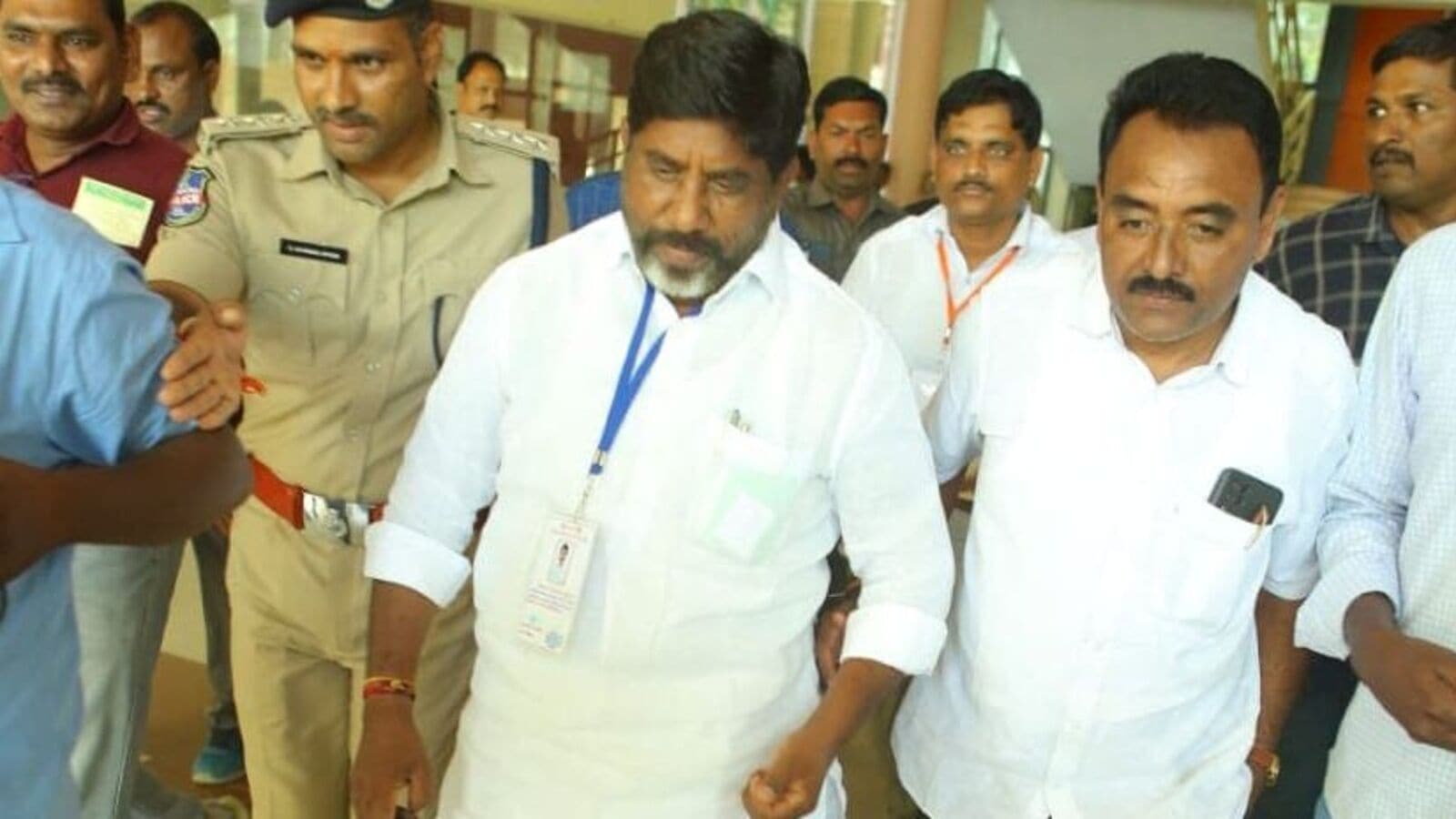 Bhatti Vikramarka: పంతం నెగ్గించుకున్న భట్టి.. ఒకే ఒక్క డిప్యూటీ సిఎం