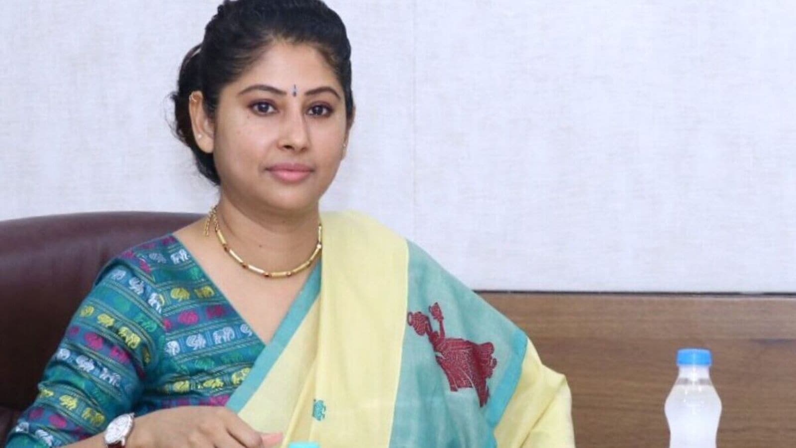 Smita Sabharwal : కేంద్ర సర్వీసుల్లోకి స్మితా సబర్వాల్?& కొత్త ఛాలెంజ్ లకు సిద్ధమే అంటూ పోస్ట్