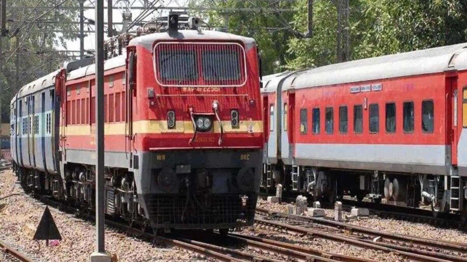 Sabarimala Special trains: శబరిమలకు 22 ప్రత్యేక రైళ్లు..దక్షిణమధ్య రైల్వే ప్రకటన