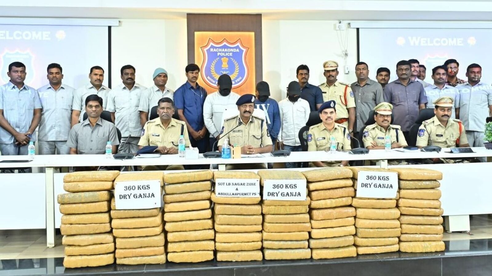 Ganja Seize In Hyd: హైదరాబాద్‌లో భారీగా గంజాయి స్వాధీనం