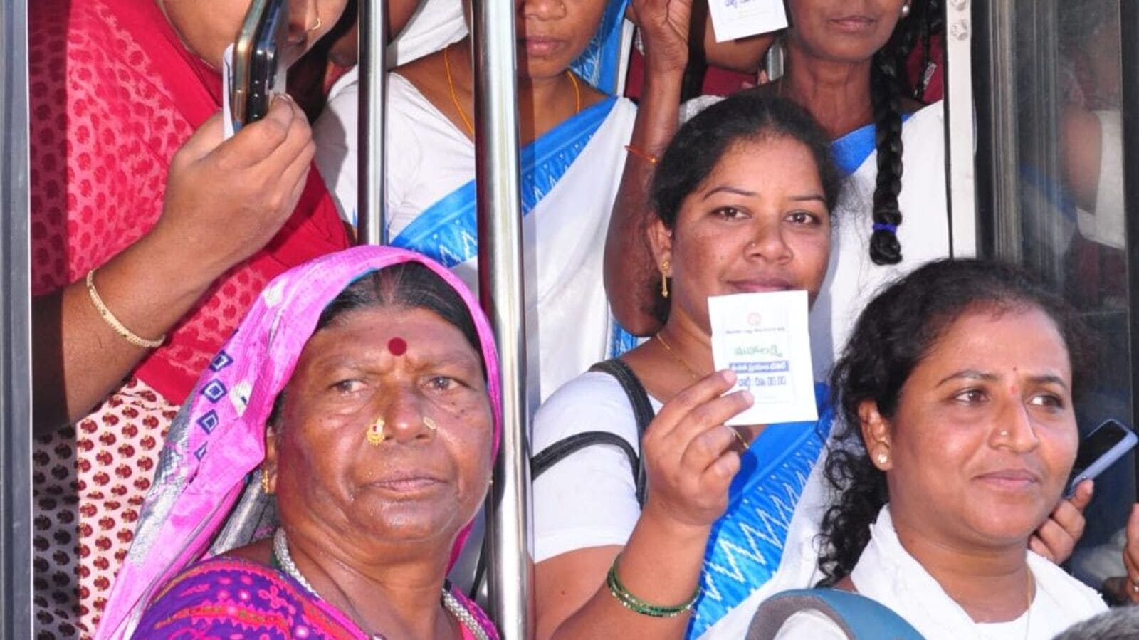 TSRTC Free Bus Travel Scheme : ఆర్టీసీ బస్సుల్లో ఫ్రీ జర్నీ.. ఇకపై వీటిని చూపించాల్సిందే