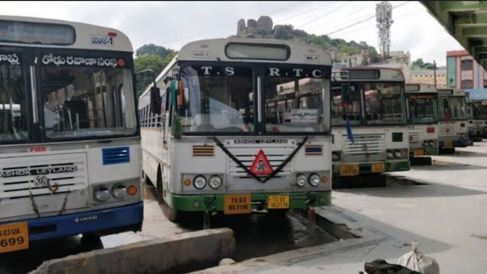 TSRTC Income : ఆర్టీసీకి రికార్డు స్థాయిలో ఆదాయం.… ఒక్క రోజే 51.74 లక్షల మంది ప్రయాణం
