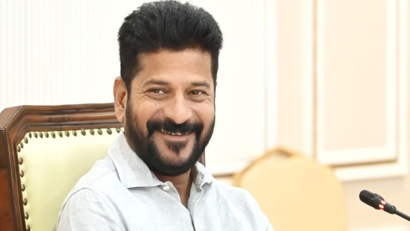 CM Revanth Reddy : సీఎం రేవంత్ రెడ్డి కీలక నిర్ణయం& ఆటో, క్యాబ్ డ్రైవర్లు, గిగ్ వర్కర్లకు రూ.5 లక్షల ప్రమాద బీమా