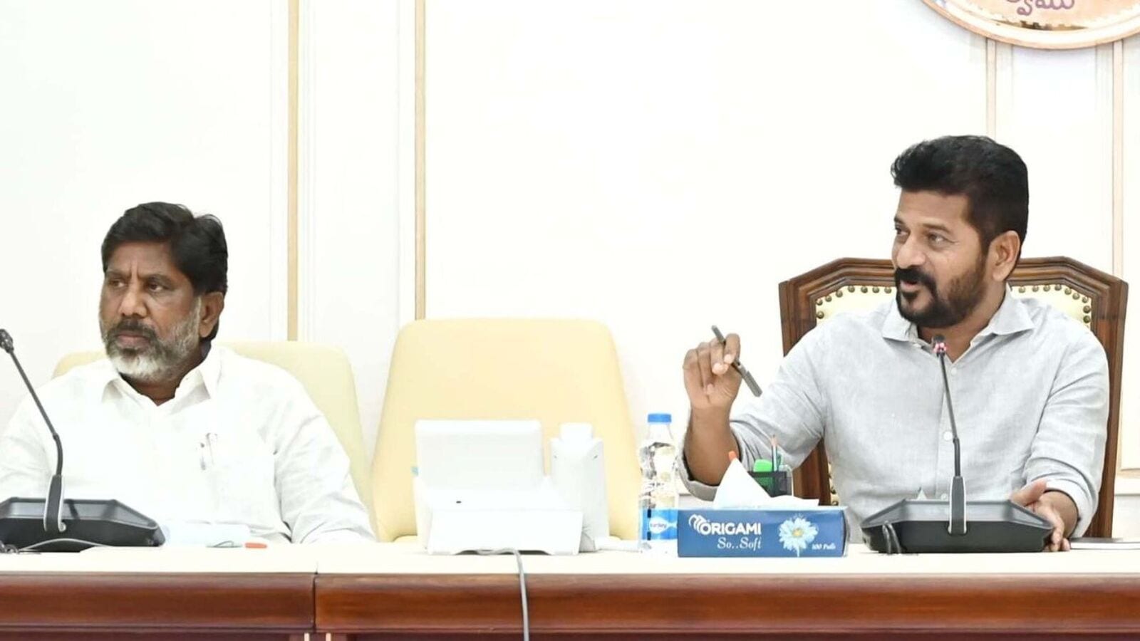 CM Revanth Reddy : అన్ని గ్రామాల్లో 'ప్రజా పాలన' సభలు & కలెక్టర్ల సమావేశంలో సీఎం రేవంత్ కీలక నిర్ణయాలు