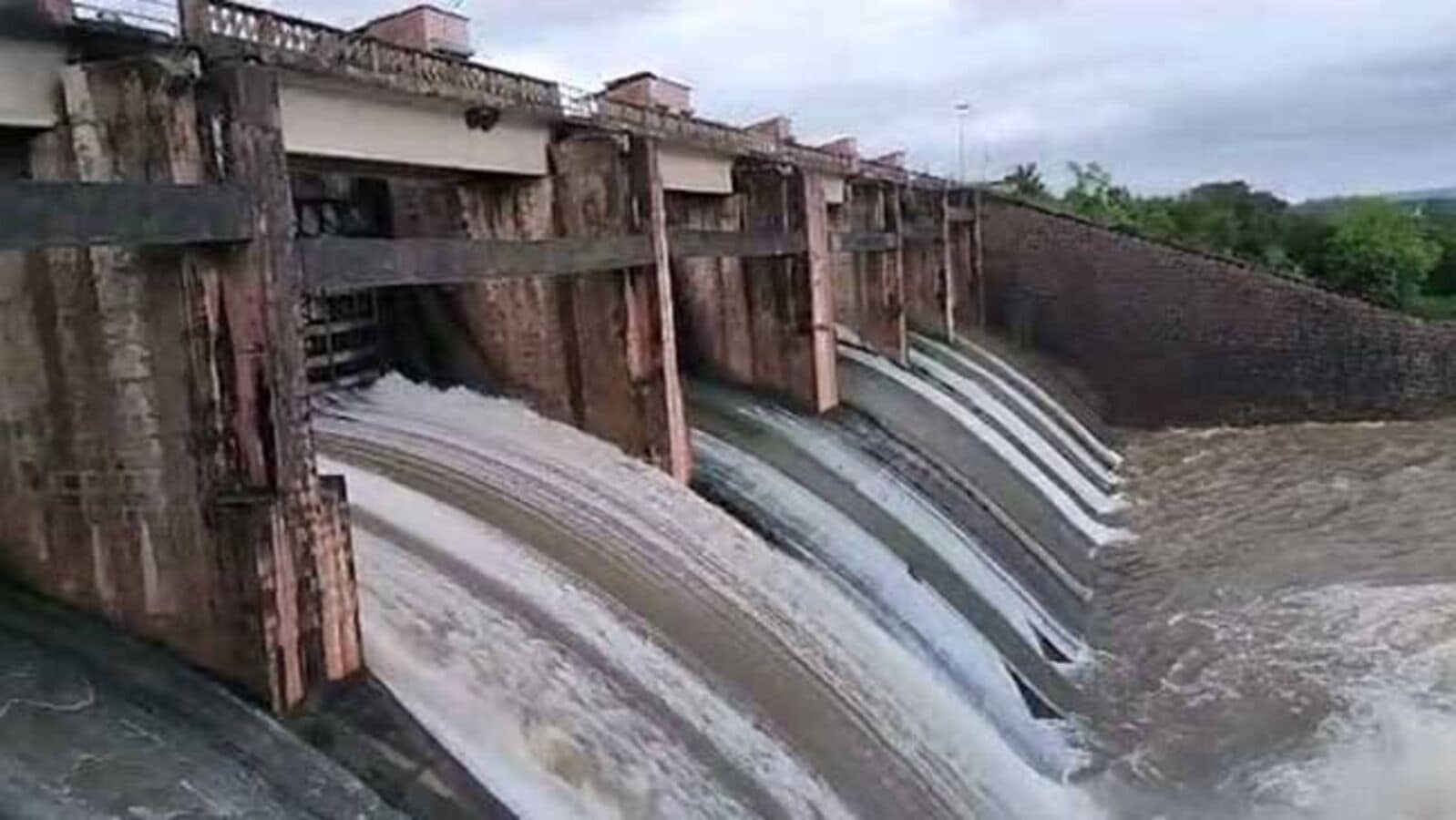 Crop Holiday : 'కడెం' కింద క్రాప్ హాలీడే..! ఆందోళనలో రైతన్నలు