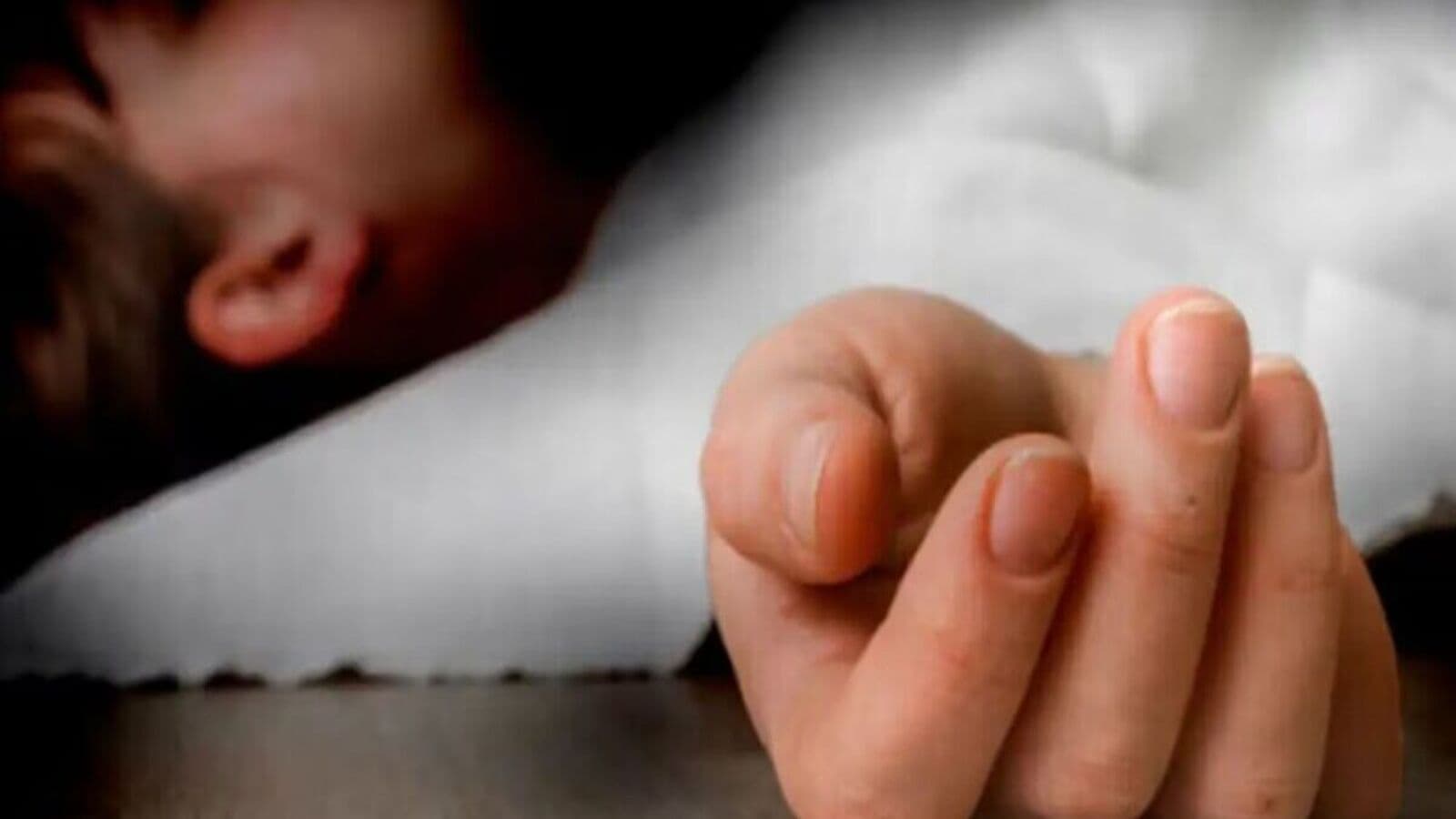 Medak Crime : తండ్రి నిర్లక్ష్యం కొడుకు ప్రాణం తీసింది& ట్రాక్టర్ కింద పడి నాలుగేళ్ల బాలుడు మృతి!