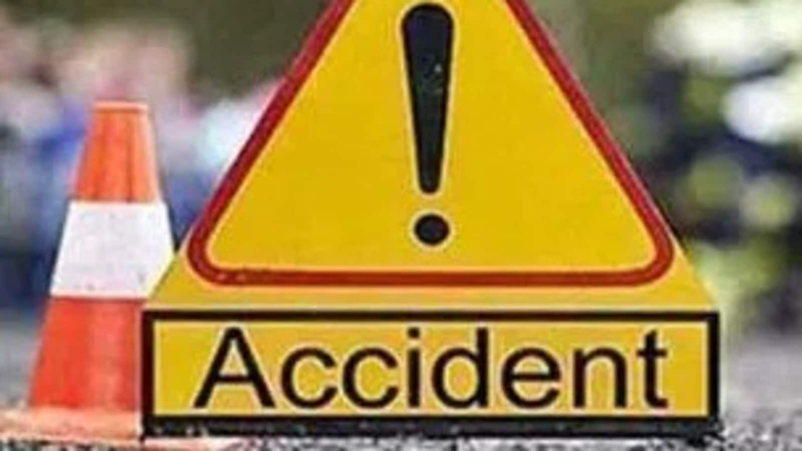 Bhupalpally District News : పొగమంచు ఎఫెక్ట్ & బైక్ యాక్సిడెంట్ లో వ్యక్తి మృతి