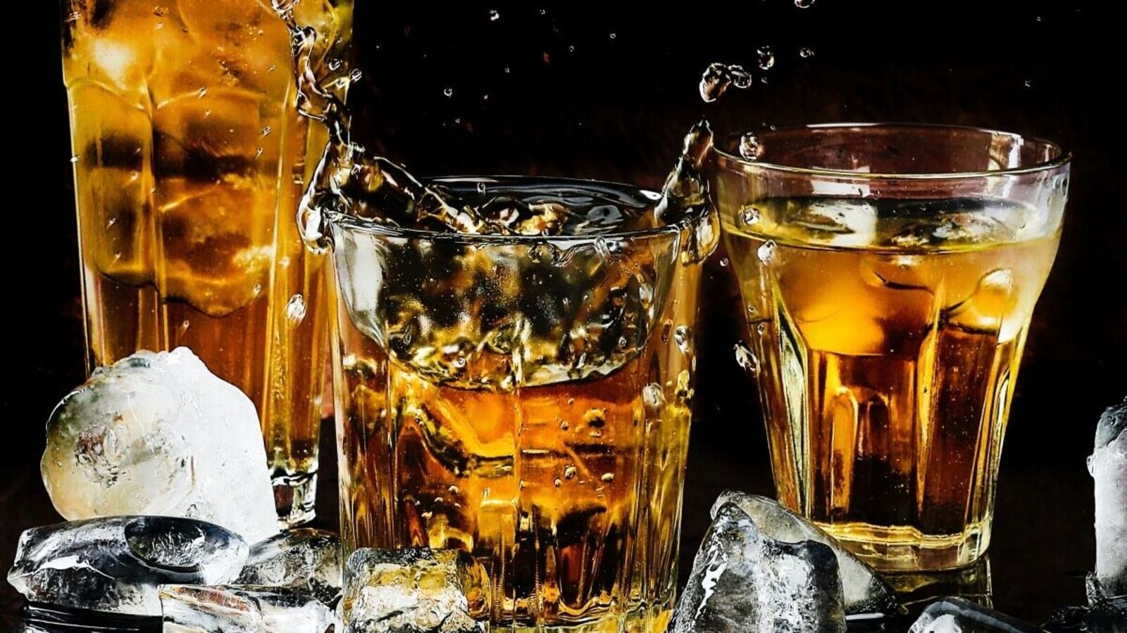 Medak News : డిసెంబర్ లో తెగతాగేశారు, మెదక్ జిల్లాలో రూ.376 కోట్ల మద్యం అమ్మకాలు