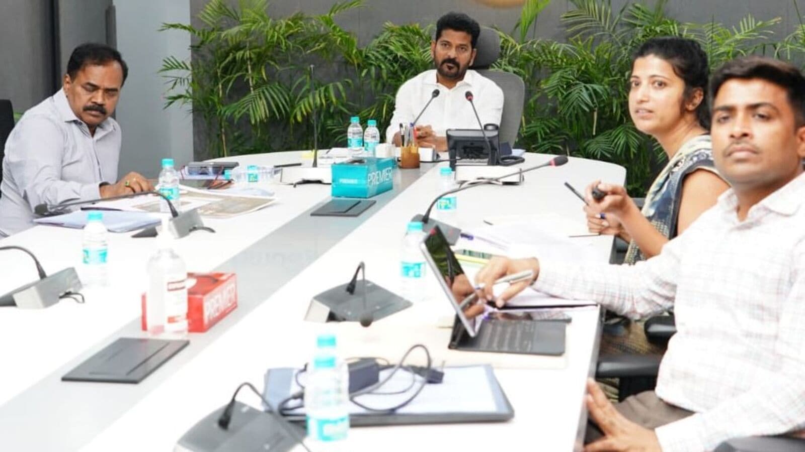 HYD Metro Review: 5 కారిడార్లలో మెట్రో విస్తరణకు సిఎం రేవంత్ ఆదేశం