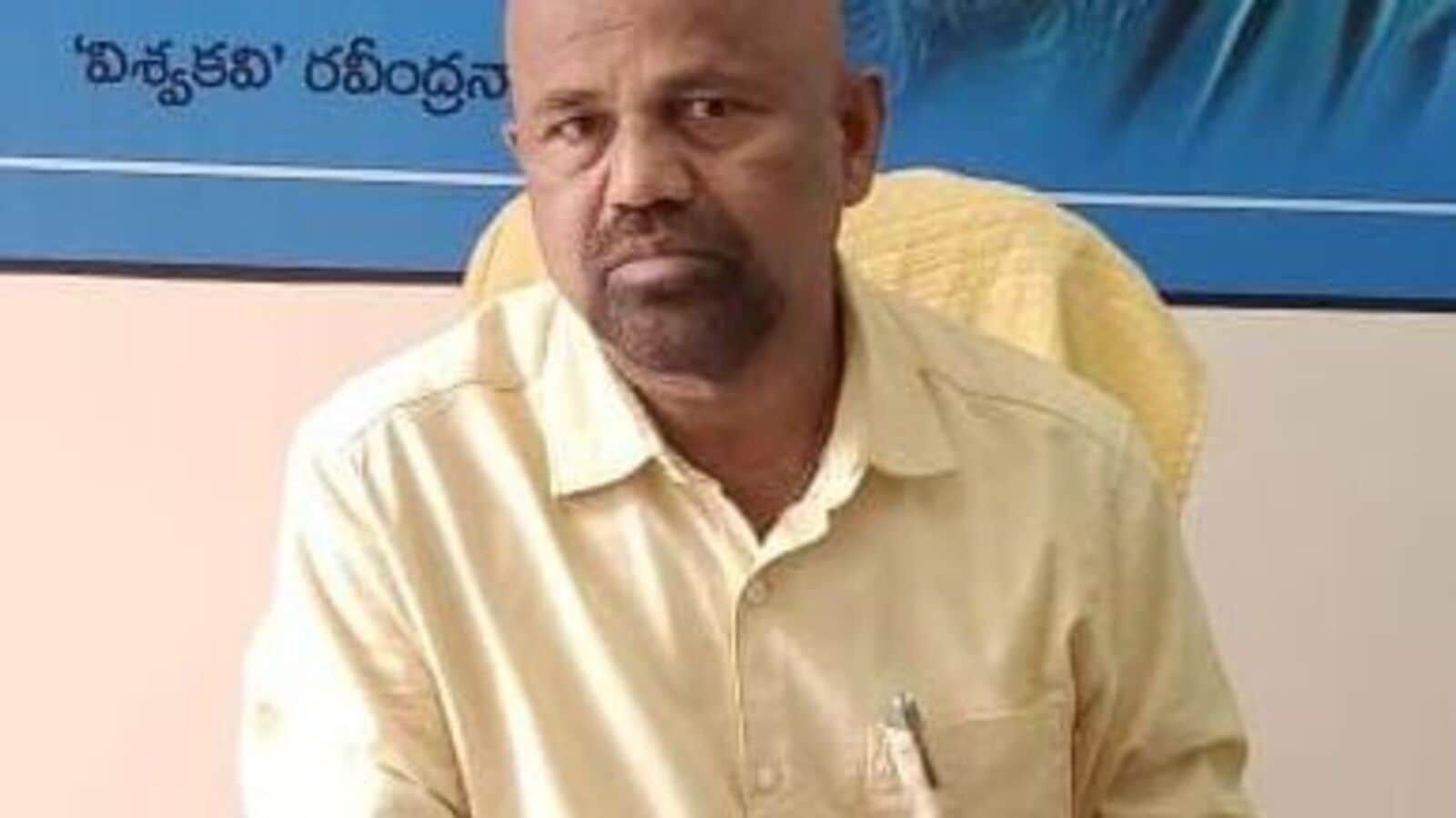 ACB Trap : పాల బిల్లు చెల్లింపులకు లంచం డిమాండ్ & ఏసీబీకి చిక్కిన కేయూ అసిస్టెంట్ రిజిస్ట్రార్