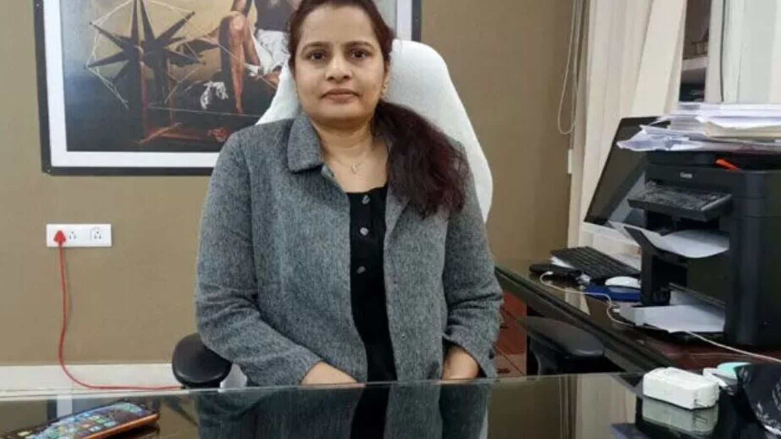 TGO Mamatha Transfer : టీజీవో అధ్యక్షురాలు మమతపై బదిలీ వేటు
