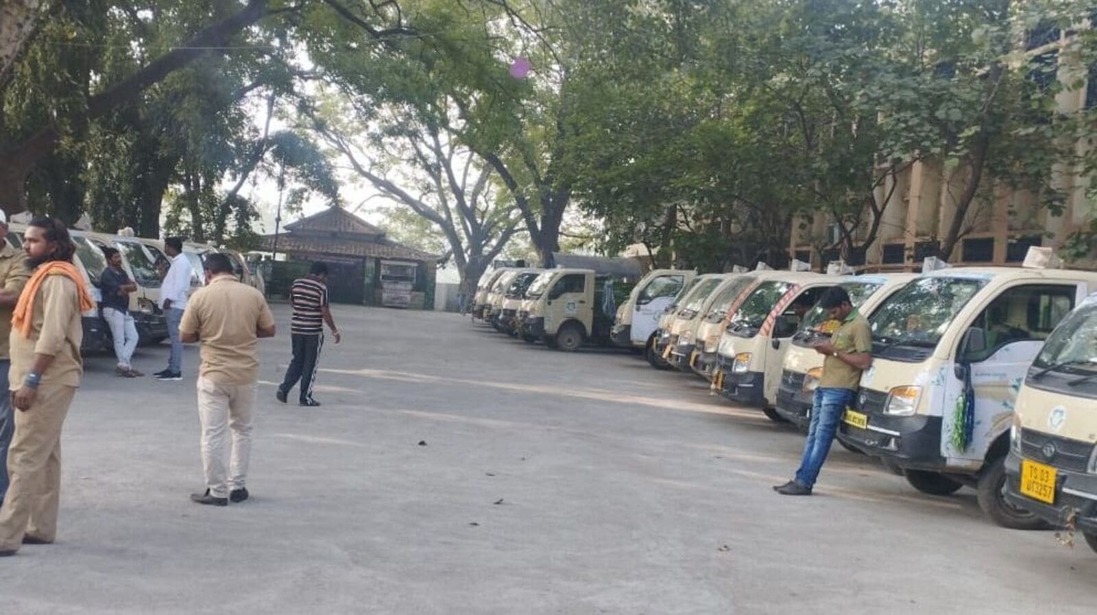 Greater Warangal : గ్రేటర్ వరంగల్ లో నిలిచిన 'చెత్త' సేకరణ