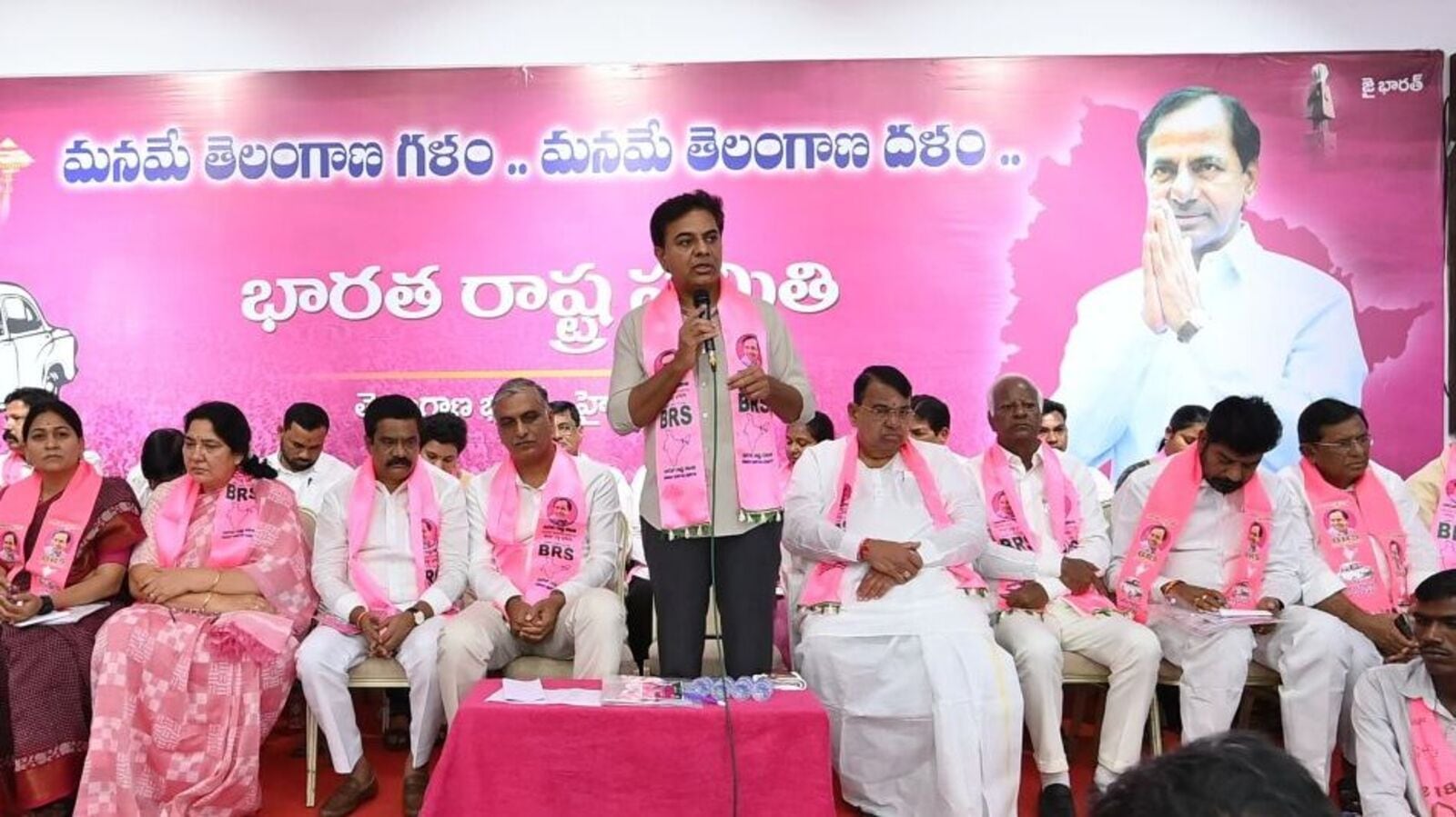 BRS Party : పూర్తిగా తిరస్కరించలేదు.. అలా చేసి ఉంటే మనమే గెలిచే వాళ్లం & కేటీఆర్