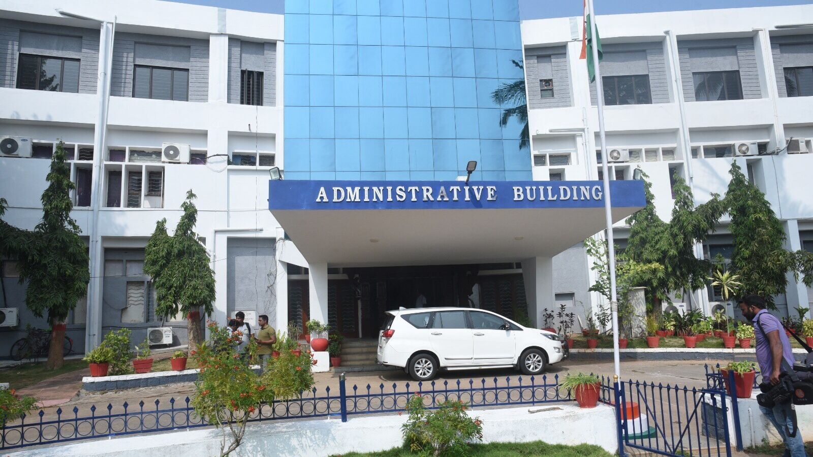 Kakatiya University : కేయూలో అక్రమాలపై యూజీసీ ఫోకస్ & వీసీ, రిజిస్ట్రార్ కు ఆదేశాలు..!