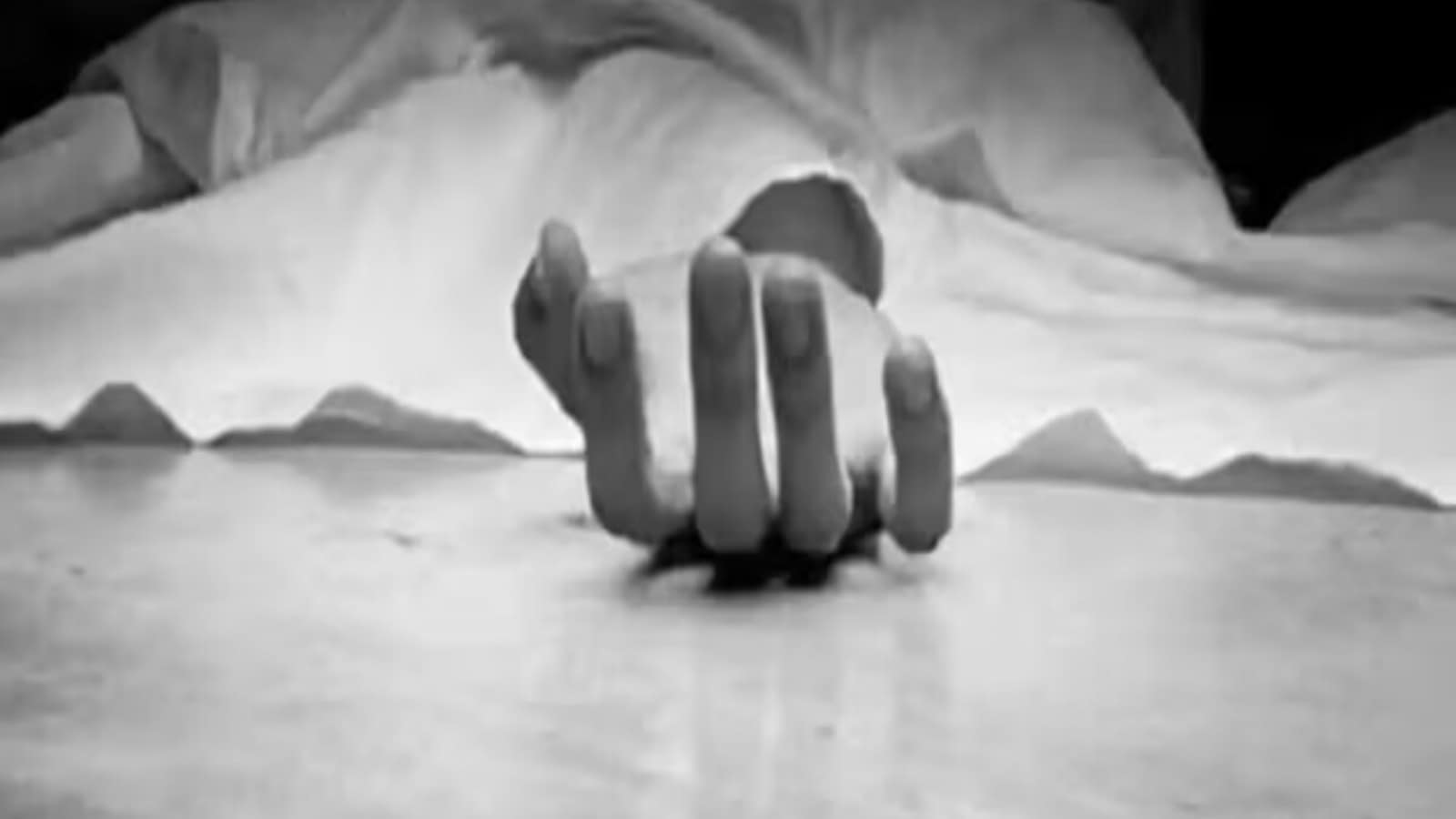 Vikarabad Crime : వివాహేతర సంబంధమే ప్రాణం తీసింది, మహిళ మర్డర్ కేసులో వీడిన మిస్టరీ