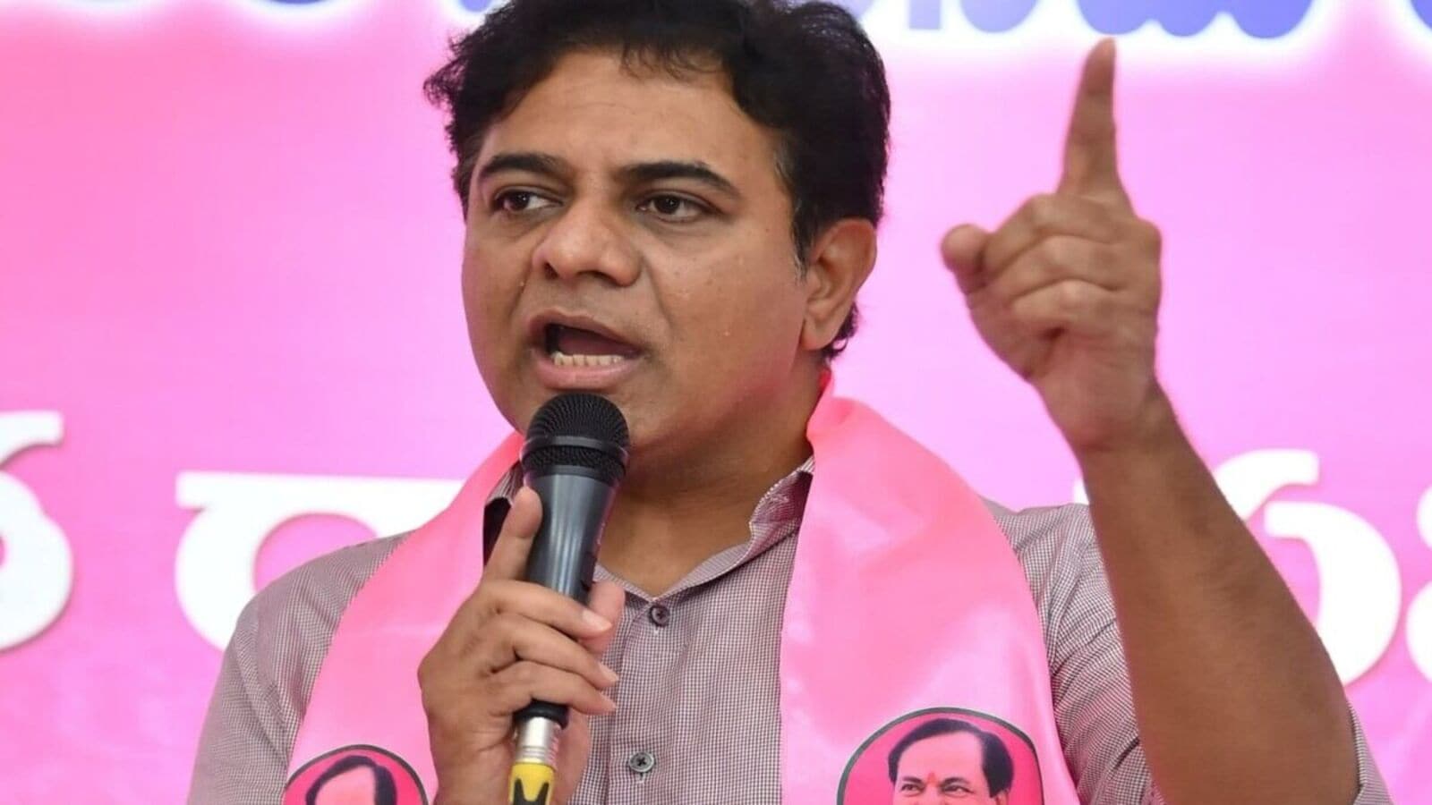 KTR : జనవరి కరెంట్ బిల్లులు ఎవరూ కట్టకండి, బిల్లు అడిగితే సీఎం మాటలు చూపించండి& కేటీఆర్