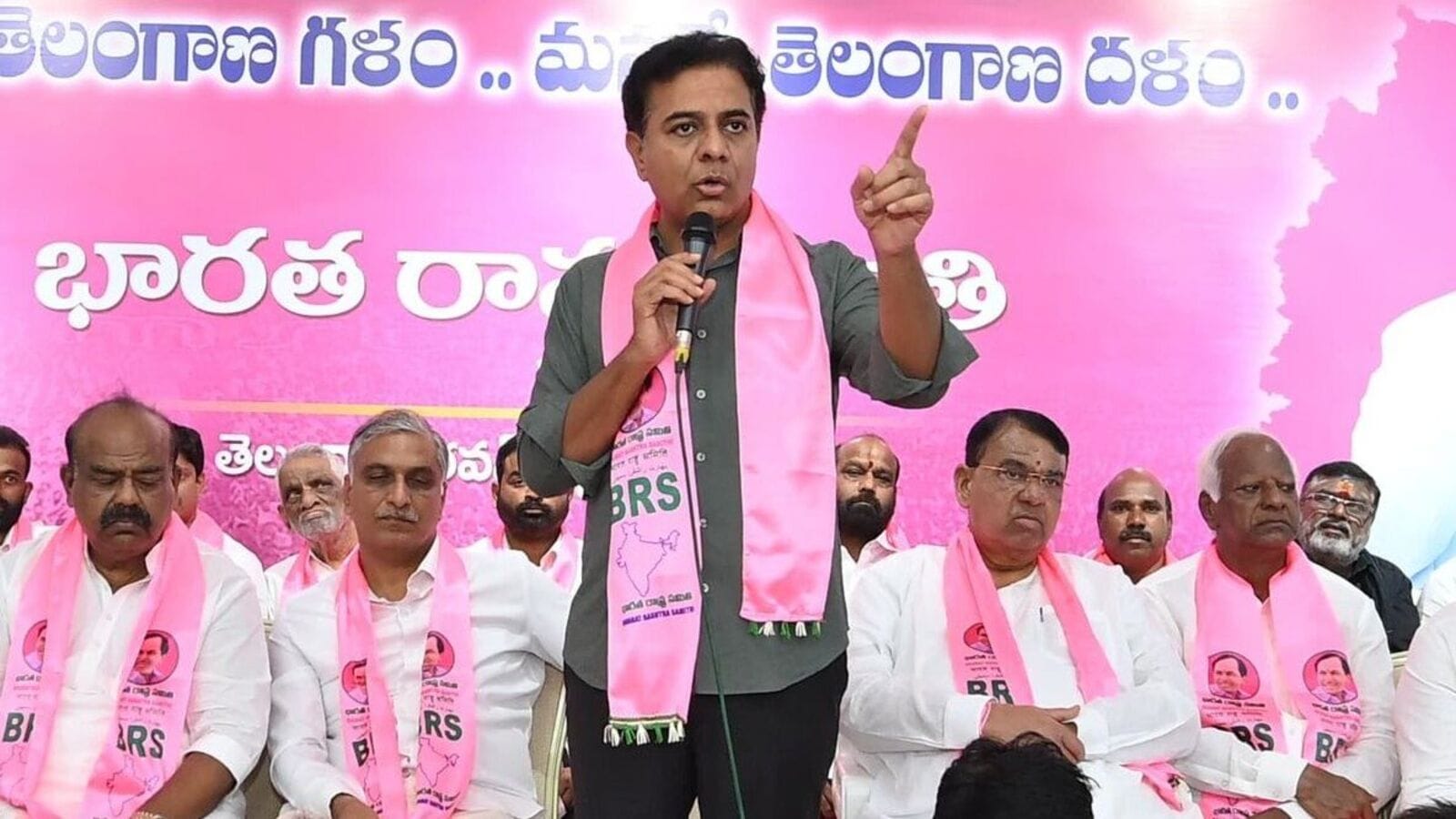 KTR On Power Bills : సిద్ధం చేయండి... కరెంట్ బిల్లులను సోనియాగాంధీకే పంపుదాం & కేటీఆర్