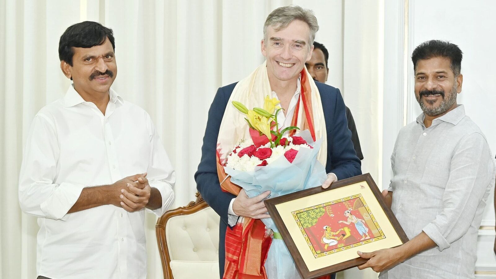 CM Revanth Reddy: బ్రిటిష్ హై కమీషనర్ అలెక్స్ ఎల్లిస్ తో సిఎం రేవంత్‌ భేటీ