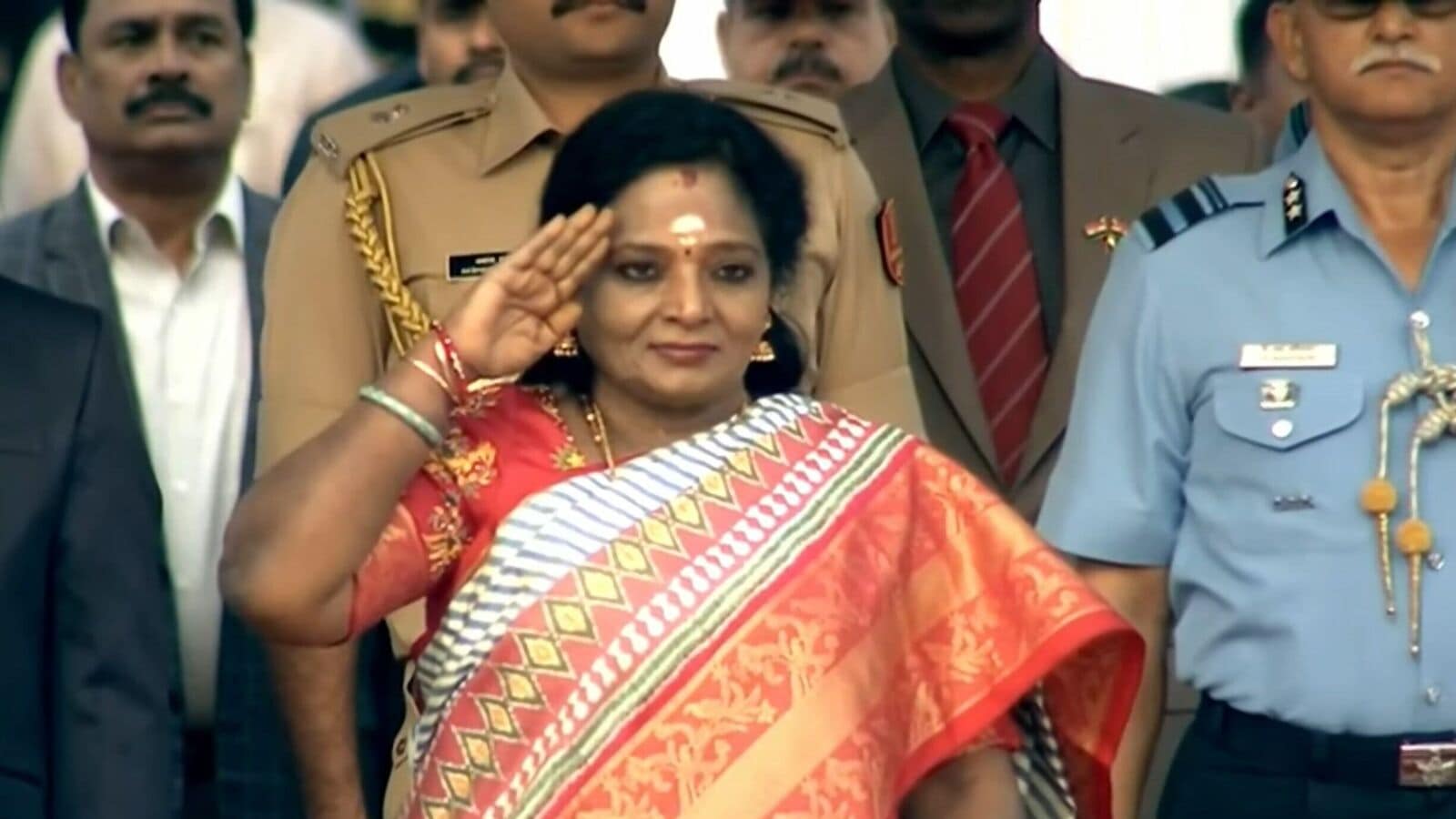 TS Republic Day: నియంతృత్వాన్ని ప్రజలు సహించరు, ఎన్నికల ఫలితాలే నిదర్శనం& గవర్నర్ తమిళ సై