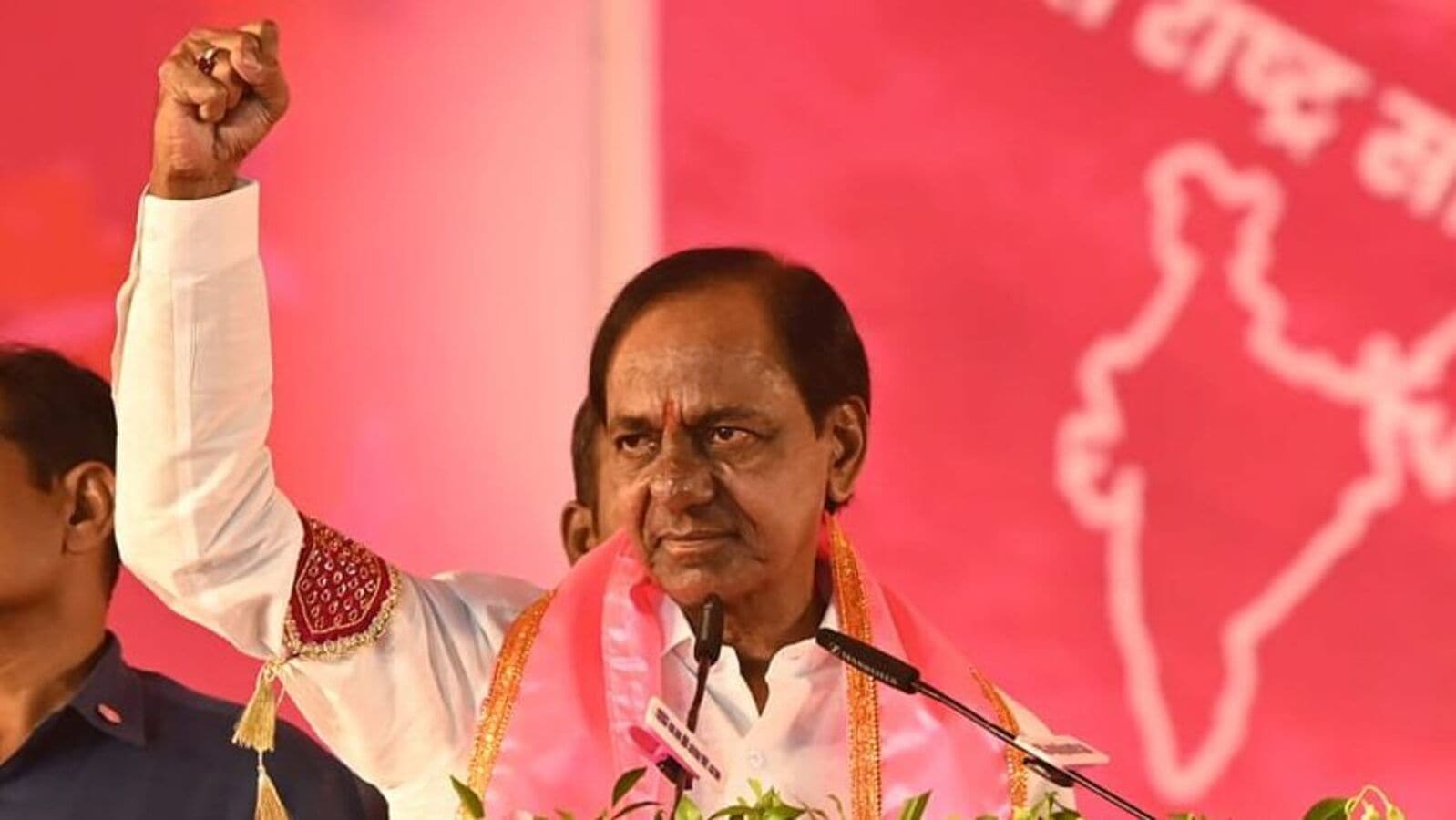 KCR : ఫిబ్రవరి 1న ఎమ్మెల్యేగా కేసీఆర్‌ ప్రమాణం…!