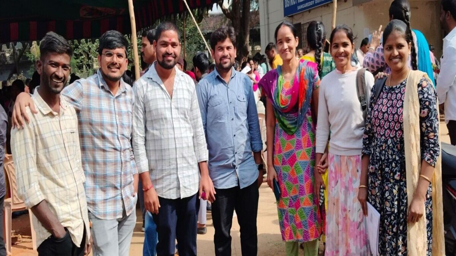 Staff Nurse Results : తుర్కపల్లి తండాకు చెందిన తొమ్మిది మందికి స్టాఫ్ నర్స్ ఉద్యోగాలు
