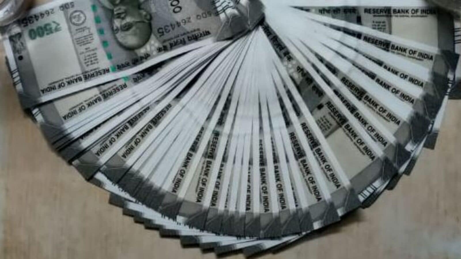 Fake Notes in Medaram: మేడారం జాతర వేళ.. ములుగులో దొంగనోట్ల కలకలం!