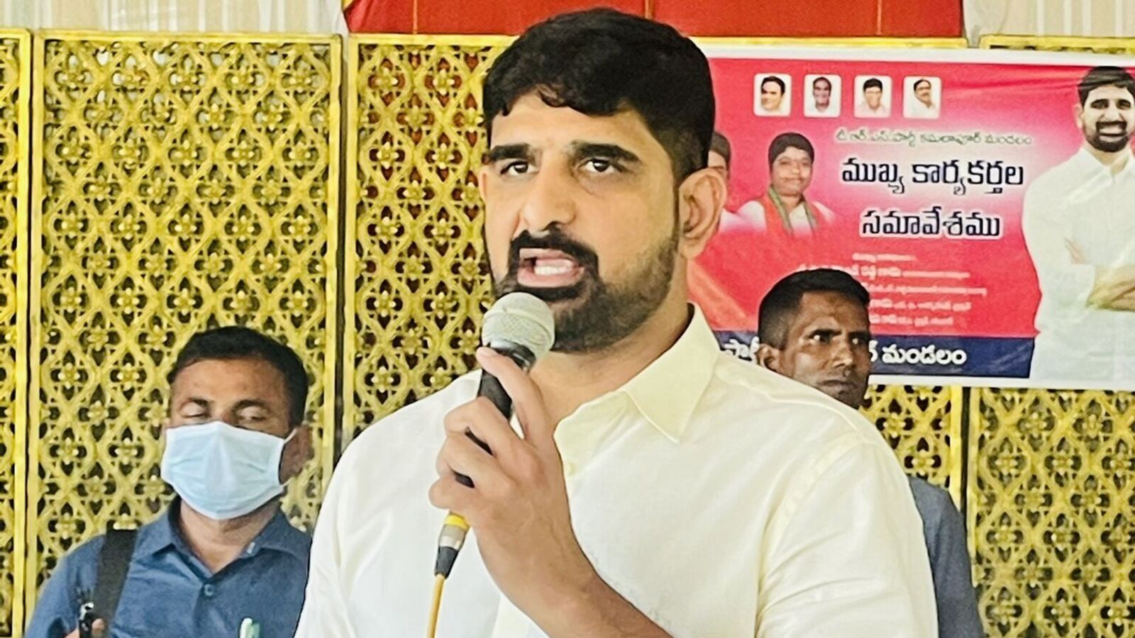 Koushik Reddy: ఎమ్మెల్యేకు షాక్ ఇచ్చిన సర్పంచ్.. కార్యదర్శిపై ఎమ్మెల్యే కౌశిక్ రెడ్డి ఫైర్