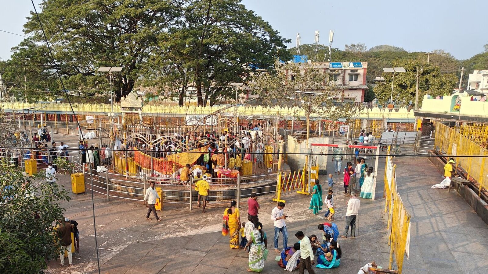 Medaram Jathara 2024 : మేడారం వెళ్లే భక్తులకు సర్కార్ గుడ్ న్యూస్ & అటవీశాఖ రుసుం నిలిపివేత