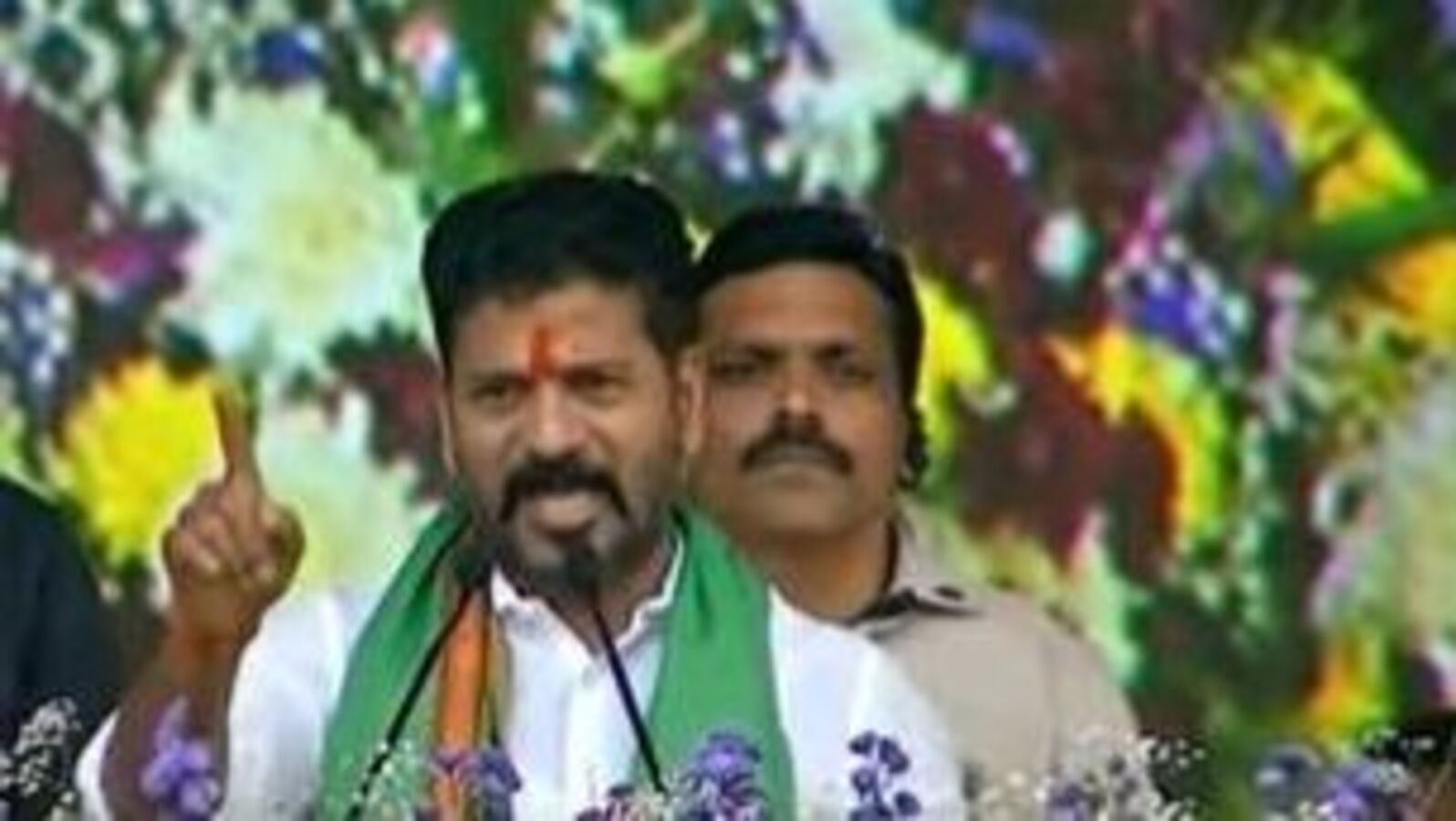 Congress Indravelli Sabha : 15 రోజుల్లో 15 వేల కానిస్టేబుల్ ఉద్యోగాల భర్తీపై ప్రకటన & ఇంద్రవెల్లి సభలో సీఎం రేవంత్