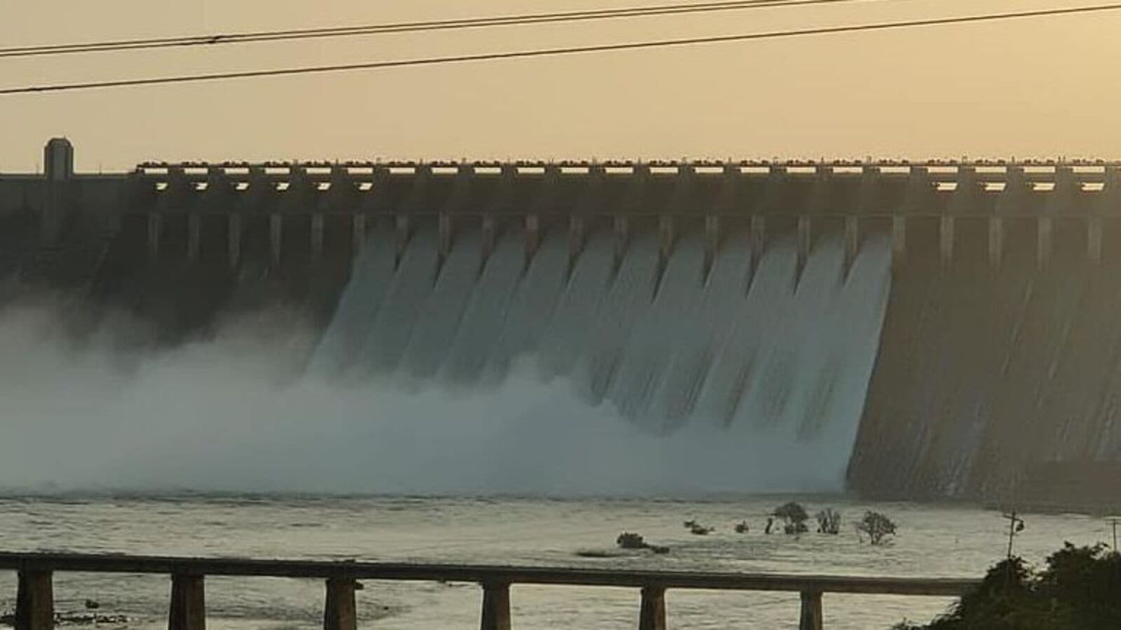 KRMB Issue: కృష్ణా బోర్డు పరిధిలోకి ఉమ్మడి ప్రాజెక్టులు..ఇరు రాష్ట్రాల అమోదం