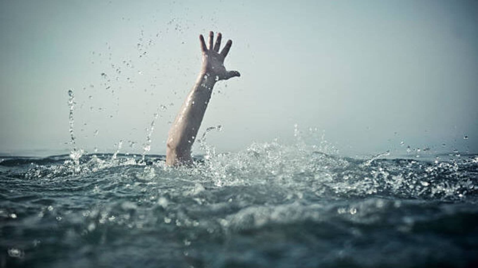 Medak District News : చేపల వేటకు వెళ్లి ముగ్గురు మృతి