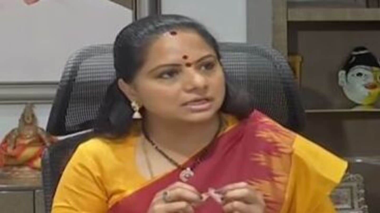 BRS MLC Kavitha : TSPSC ఛైర్మన్‌గా మహేందర్‌రెడ్డిని తొలగించి, విచారణ జరిపించండి & ఎమ్మెల్సీ కవిత