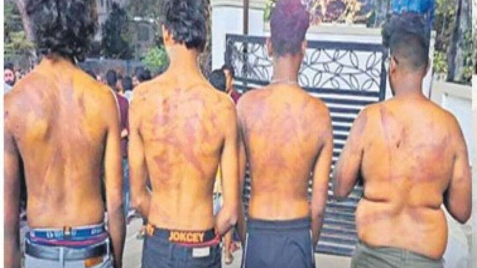 Hyderabad Crime : లాంగ్ డ్రైవ్ కార్ల కంపెనీ యాజమాని దాష్టీకం, సిబ్బందిని నిర్బంధించి దాడి!