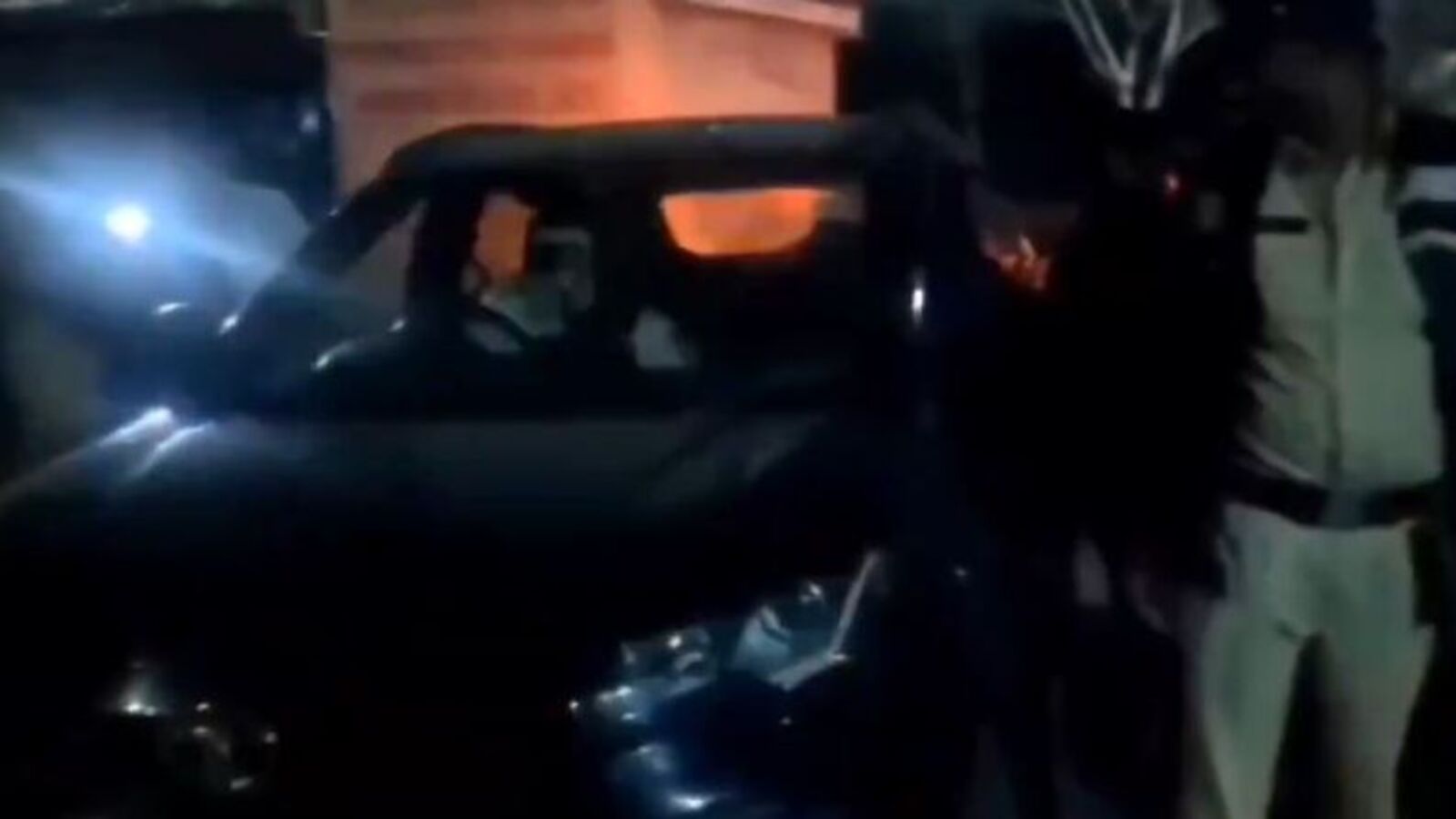 Hyderabad : కారు డ్రైవర్ నిర్లక్ష్యపు డ్రైవింగ్‌... స్పాట్ లో ఎక్సైజ్ సీఐ మృతి