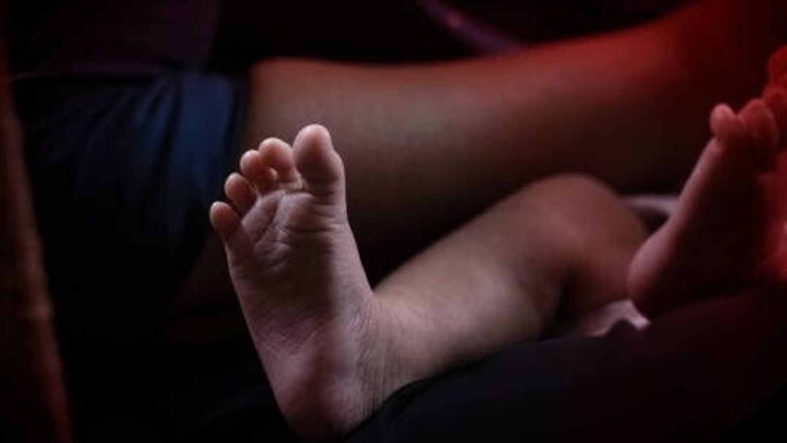 Sangareddy District News : అమాన‌వీయం... పసికందును రాళ్లకుప్పల్లో పడేసిన తల్లి & అసలు విషయం ఇదే..!