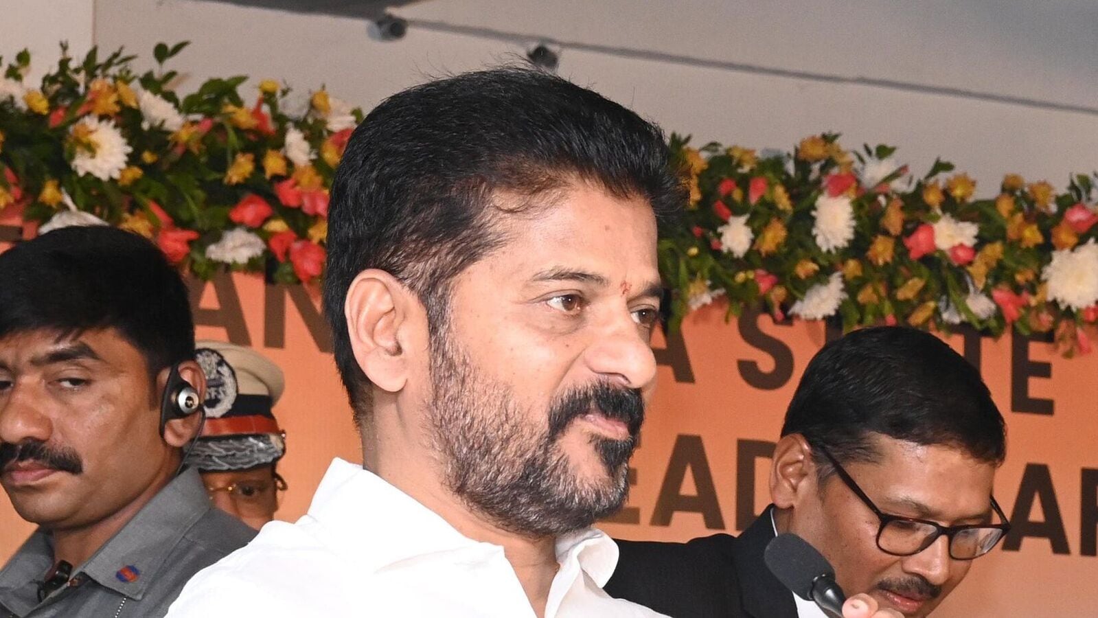CM Revanth Reddy : గత సర్కార్ నిర్ణయాలను కొనసాగిస్తాం...! హైదరాబాద్ అభివృద్ధిపై సీఎం రేవంత్ కీలక వ్యాఖ్యలు