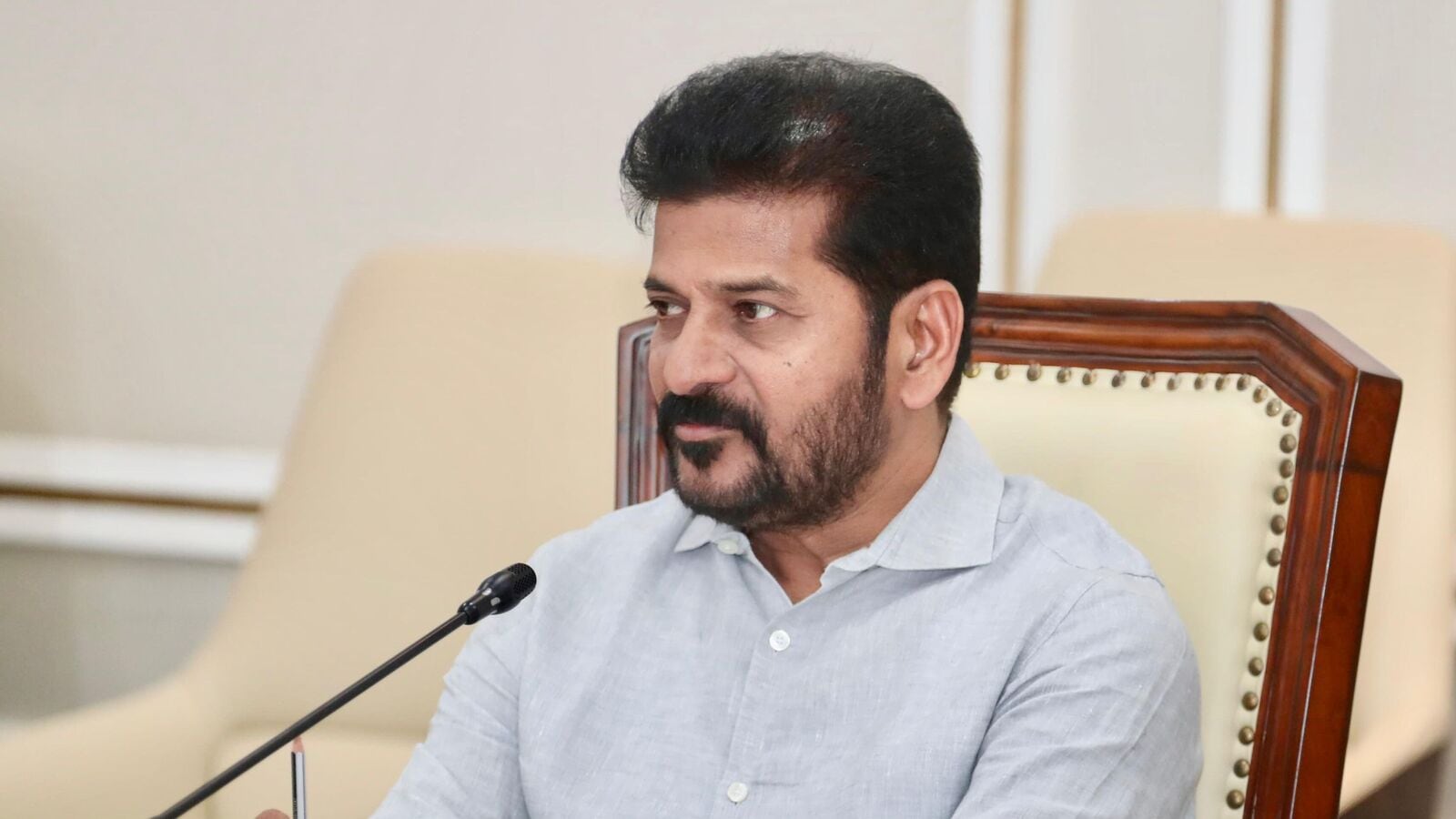 CM Revanth Review : అక్రమాలను అడ్డుకోవాలి.. తిష్ట‌వేసిన అధికారుల‌ను బ‌దిలీ చేయండి & సీఎం రేవంత్ ఆదేశాలు