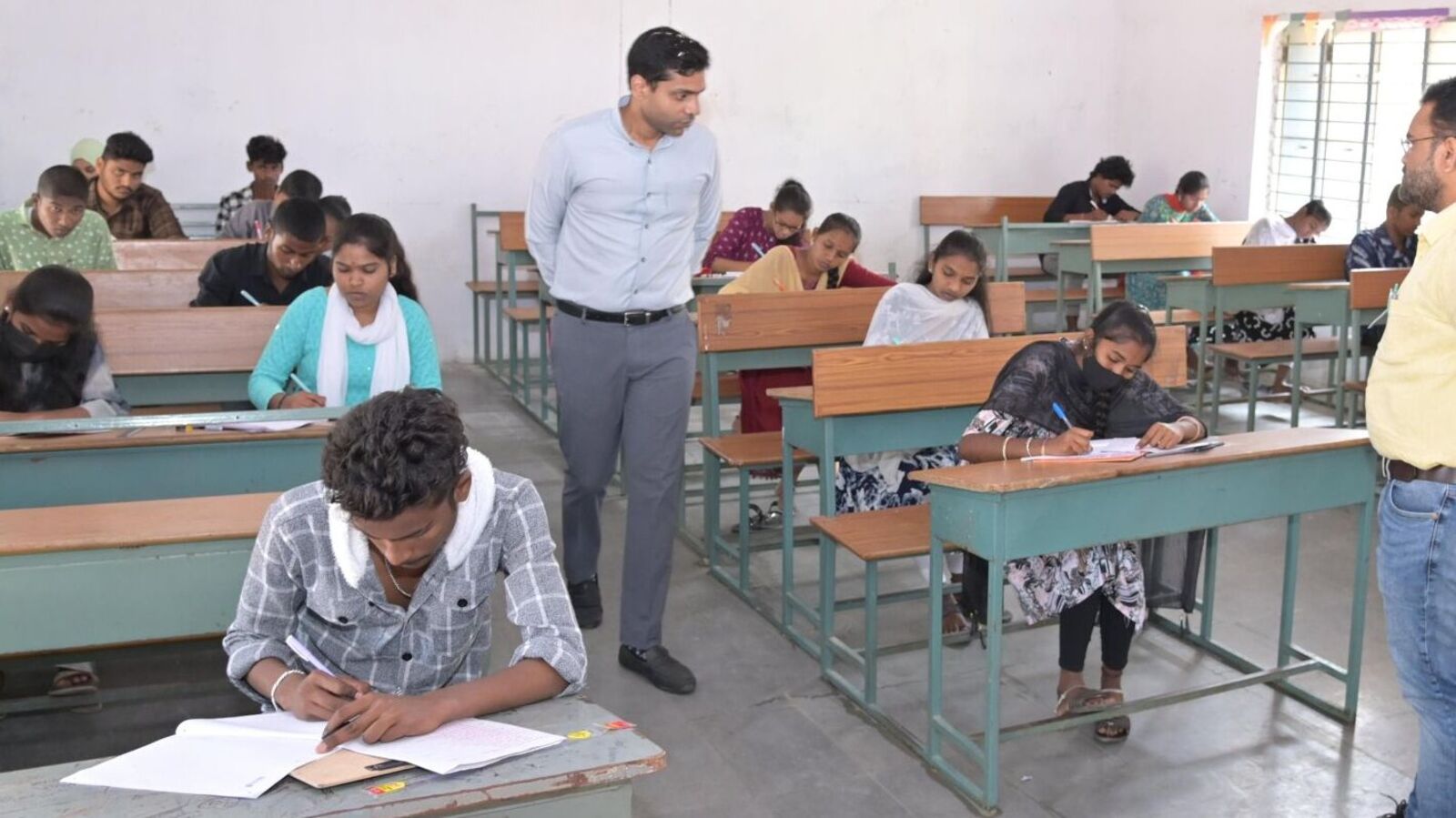 TS Inter Exams 2024 : నిమిషం నిబంధన సడలింపు & తెలంగాణ ఇంటర్‌ బోర్డు కీలక నిర్ణయం